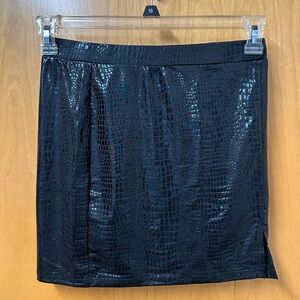 black snakeskin mini skirt